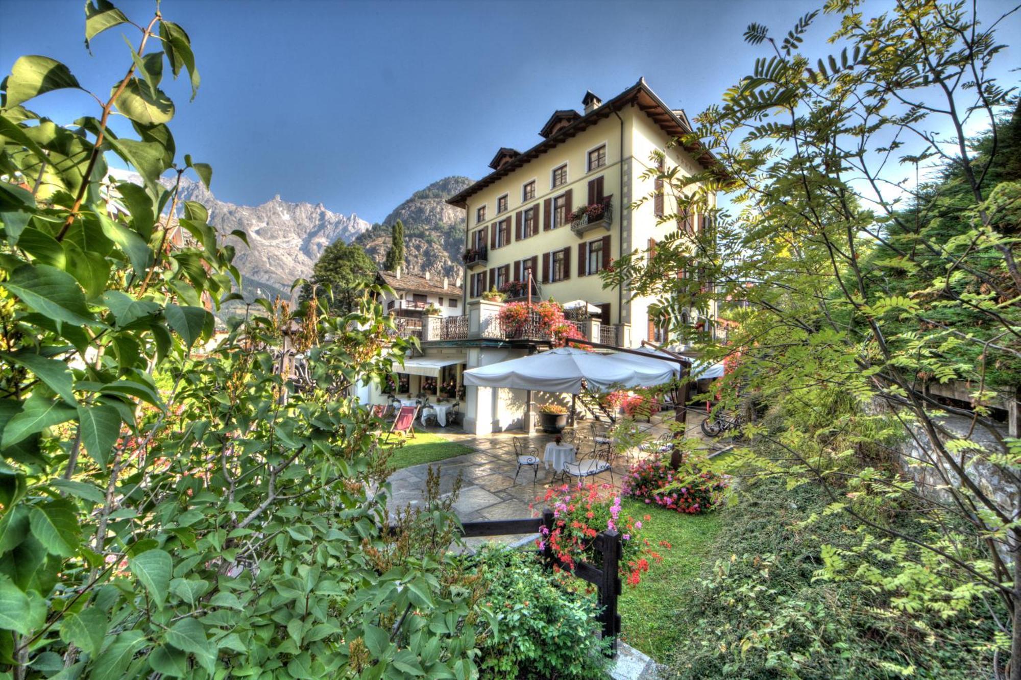 Villa Novecento Romantic Hotel - Estella Hotel Collection & Experience Κουρμαγιέρ Εξωτερικό φωτογραφία